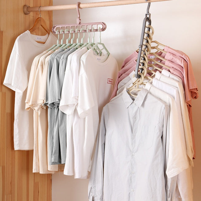 Space-Saving 360° Rotating Plastic Clothes Hanger