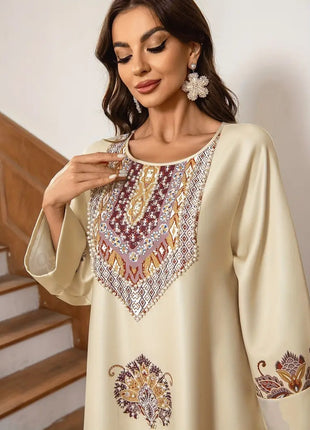 فستان عربي طويل أنيق بطبعة الزهور