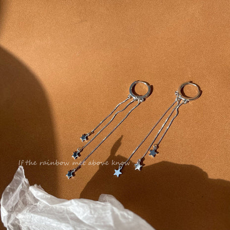 日本の星形タッセルピアス