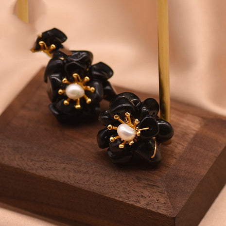 天然石パールフラワーピアス