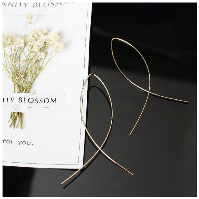 Fish Amphibole Zircon Earrings