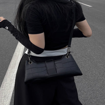 A High-end Texture Single Shoulder Baguette Bag