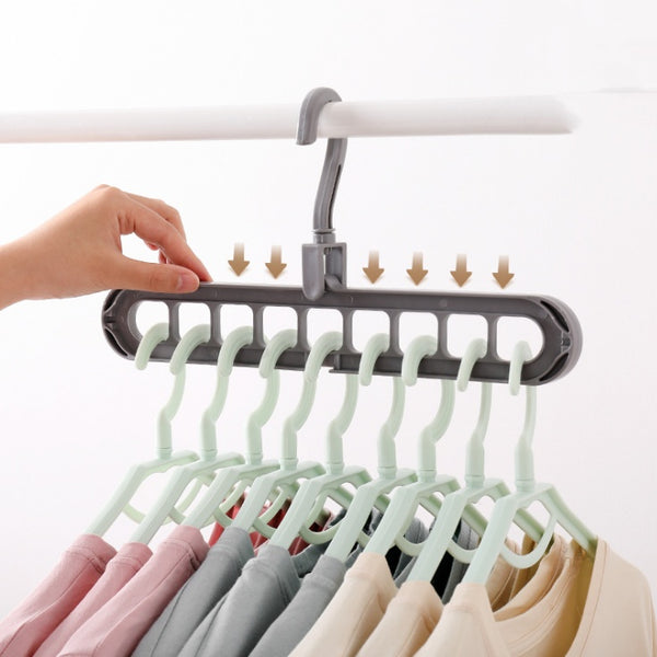 Space-Saving 360° Rotating Plastic Clothes Hanger