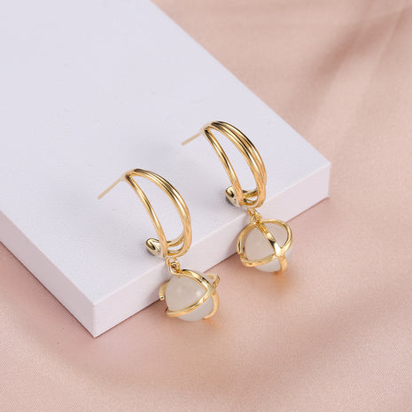 オパール クレセント スタッドピアス