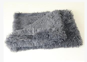Pet Wool and Polyester Soft and comfortable Blankets