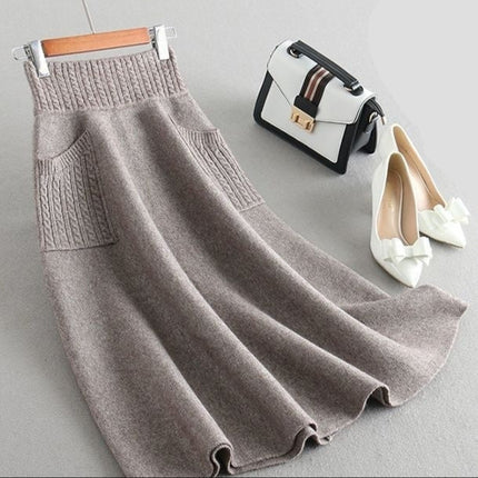 Mid-length Knitted Bud Double Pockets Skirt