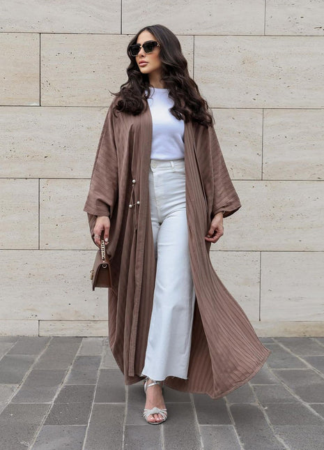 عباية تركية عصرية مخططة كاجوال بمقاسات كبيرة (Modest Modern Turkish Striped Casual Plus Size Abaya)
