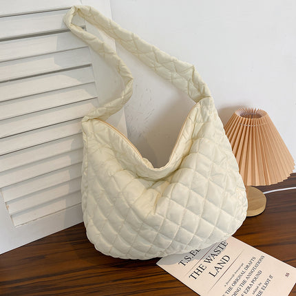 Warm Totes Shoulder Handbags