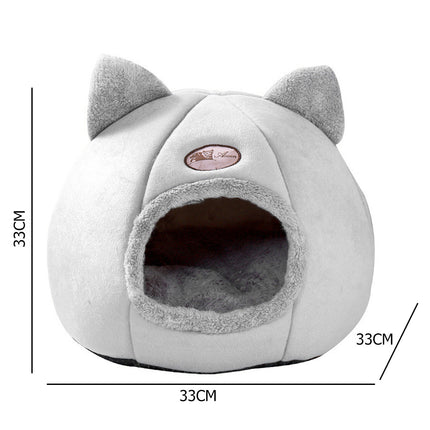 Enclosed Winter Cat Nest