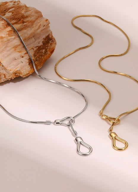 Collar largo ajustable de cadena con baño de oro de 18K