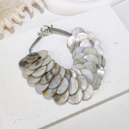 Hand-woven Round Shell Scale Bracelet