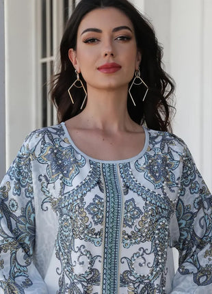 فستان طويل الأكمام ناعم ومرن