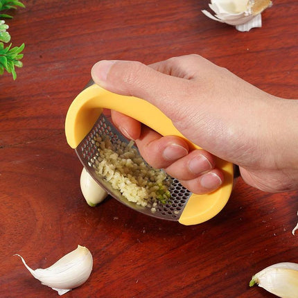 Stainless Steel Garlic Masher – Effortless Garlic Crushing Made Simple