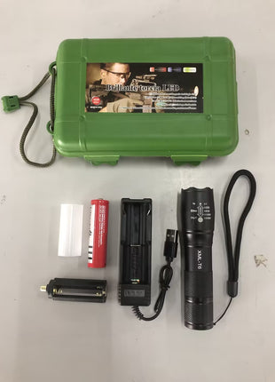 強力充電式防水懐中電灯