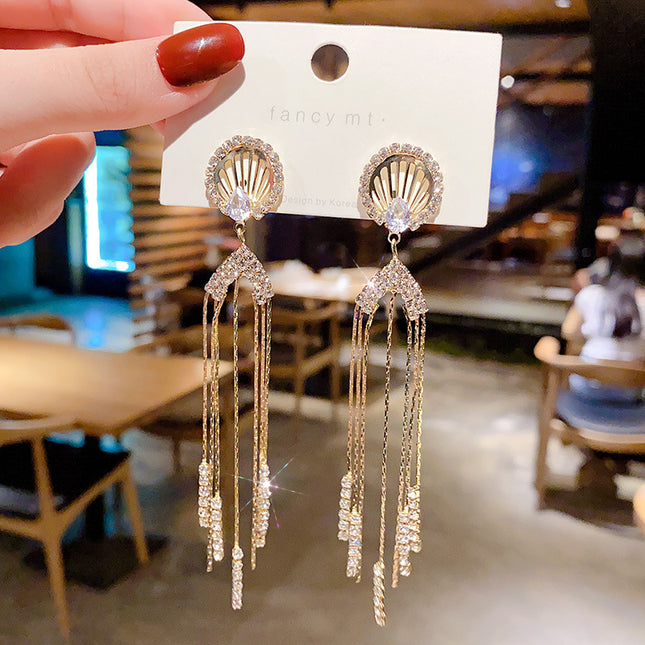 Retro Design Sense Long Shell Tassel Earrings Temperament