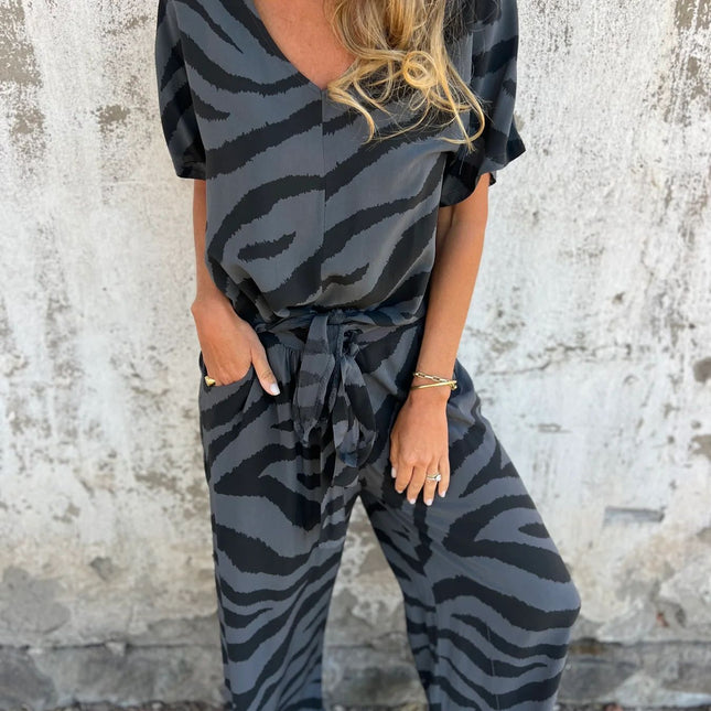 Zebra Stripes V-neck Lace-up Top and Pants Suit Set