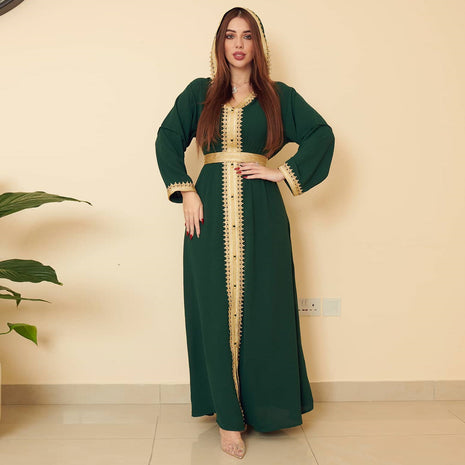 Vestido con capucha y vuelo de lino verde