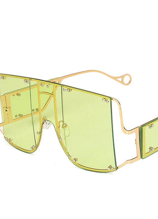 Stylish Vintage Sunglasses with Universal Fashion Frame