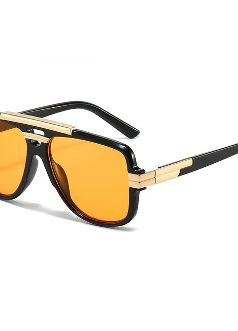 Vintage Inspired Square Frame Sunglasses with Metal Detail Design