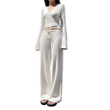Versatile Women's Winter Two-Piece Outfit in white