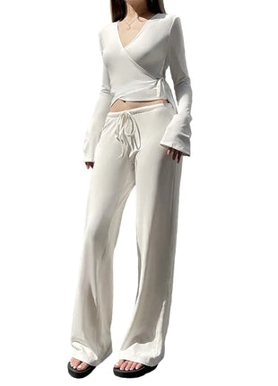 Women's Long Sleeve V-Neck Matching Set with Warm Pants white