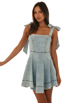 Women's Lace-Up Waist Denim Dress
Light Blue Cotton Denim Sleeveless Dress
Adjustable Lace-Up Denim Dress for Women
Casual Cotton Denim Summer Dress
Versatile Light Blue Denim Dress