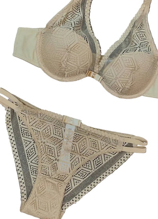 Lace Bra & Panty Set