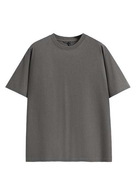 Loose-fit solid color outdoor T-shirt designed for everyday comfort, hiking, travel, and casual wear.
