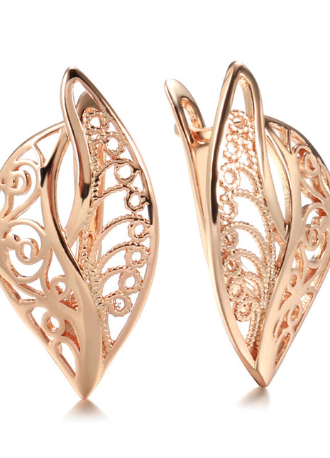 Ins Cool Style Simple Hollow Carved Leaves Earrings