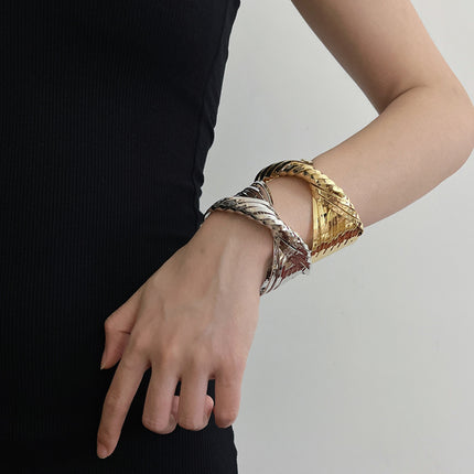 Adjustable Armband Metal Bangle