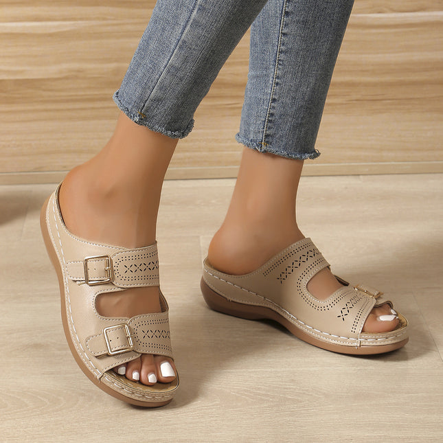Carved Belt Buckle Lightweight Sandals