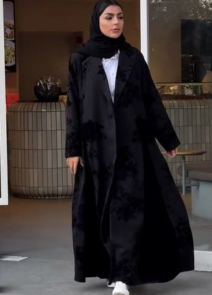 عباية فضفاضة طويلة مميزة