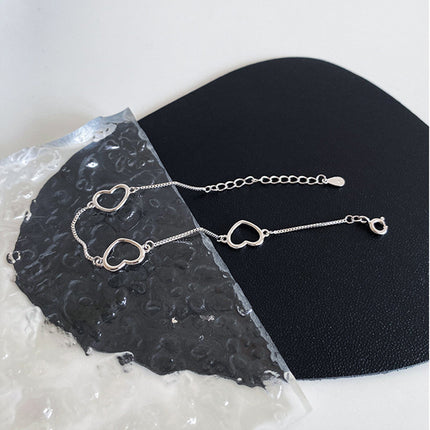 Attracting Hollow Heart-Shaped Bracelet