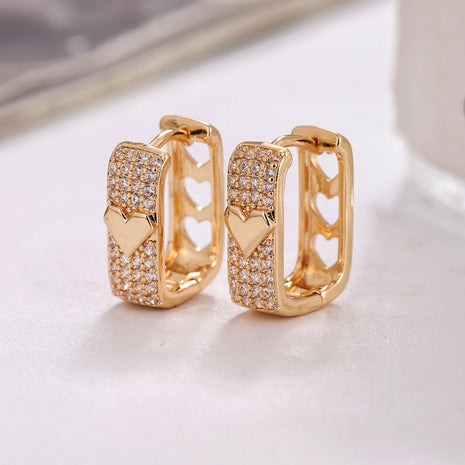 Hollow Love Ear Clip