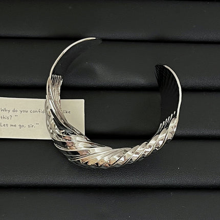 Adjustable Armband Metal Bangle