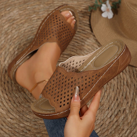 Vintage Round Toe Hollow Stitching Mule