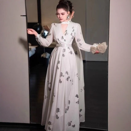 Unique Embroidery Waist-tight Dress