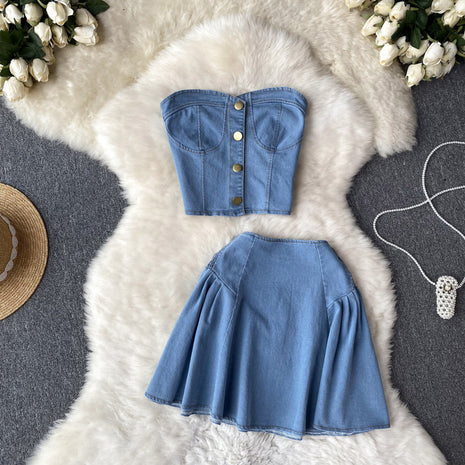 Conjunto de dos piezas de top corto de mezclilla y falda de línea A de talle alto