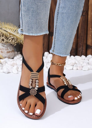 Sandalias decorativas de metal sencillas