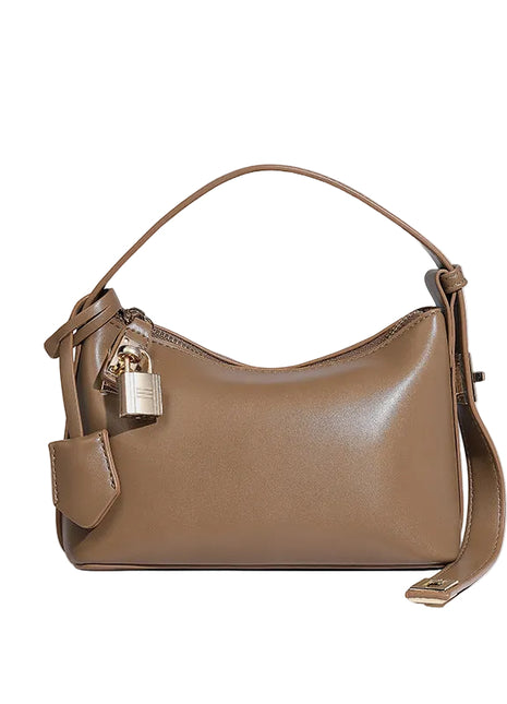 Special Interest Light Luxury Classical Underarm Bag – Modern Elegance with Timeless Appeal brown