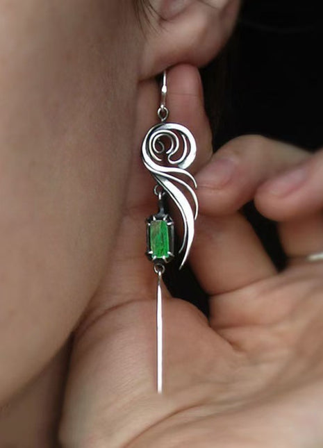 Pendientes con borla y circonitas cuadradas