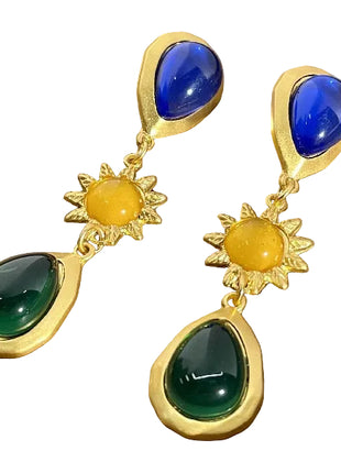 Pendientes de cristal en tonos verde y azul soleado