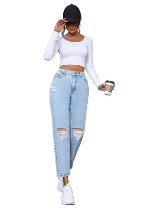 Versatile women’s ripped denim jeans for casual outfits, travel wear, street style, and everyday fashion.