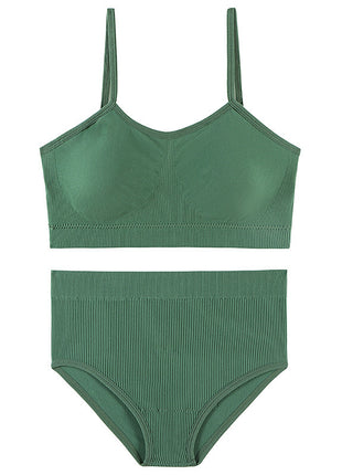 Comfortable Wire-Free Lingerie Set
Breathable Nylon Bra & Brief Set
Versatile Everyday Wireless Bra Set
