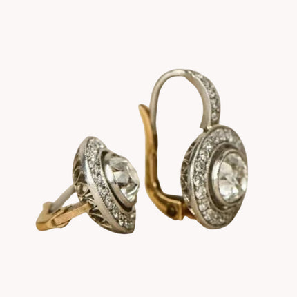 Vintage Style Rhinestone Surround Round Crystal Earrings