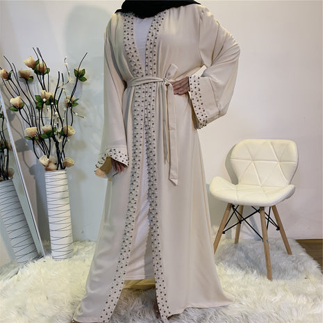 عباية رداء برباط مزينة بالخرز
