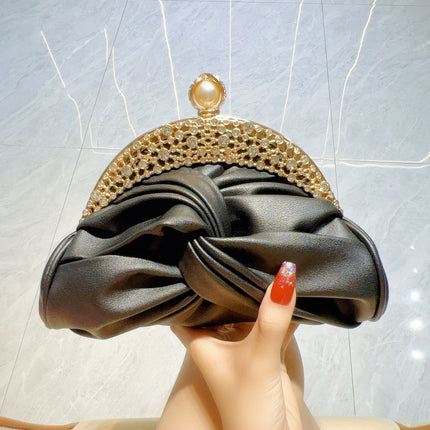 Diamond-embedded High-grade Socialite Mini Clutch