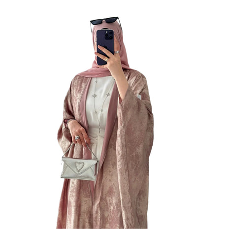 عباية أنيقة ثلاثية الأبعاد