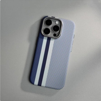 iPhone 16 Magnetic Carbon Fiber Pattern Drop-resistant Protective Case