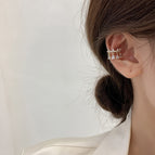 Palace style ear clip